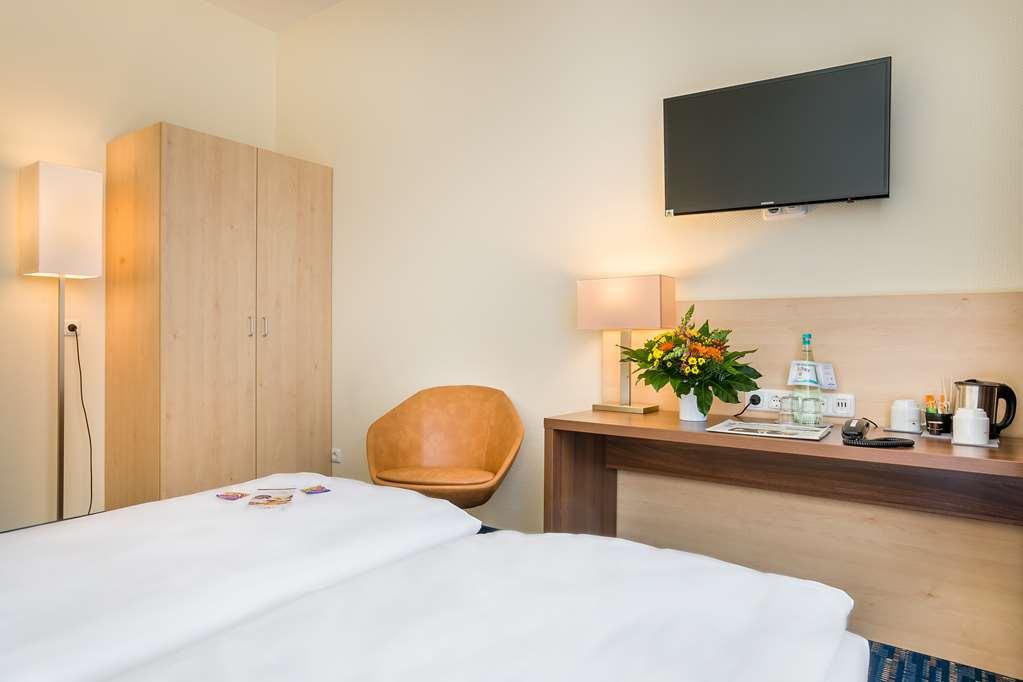Hotel Mariella Cologne Room photo