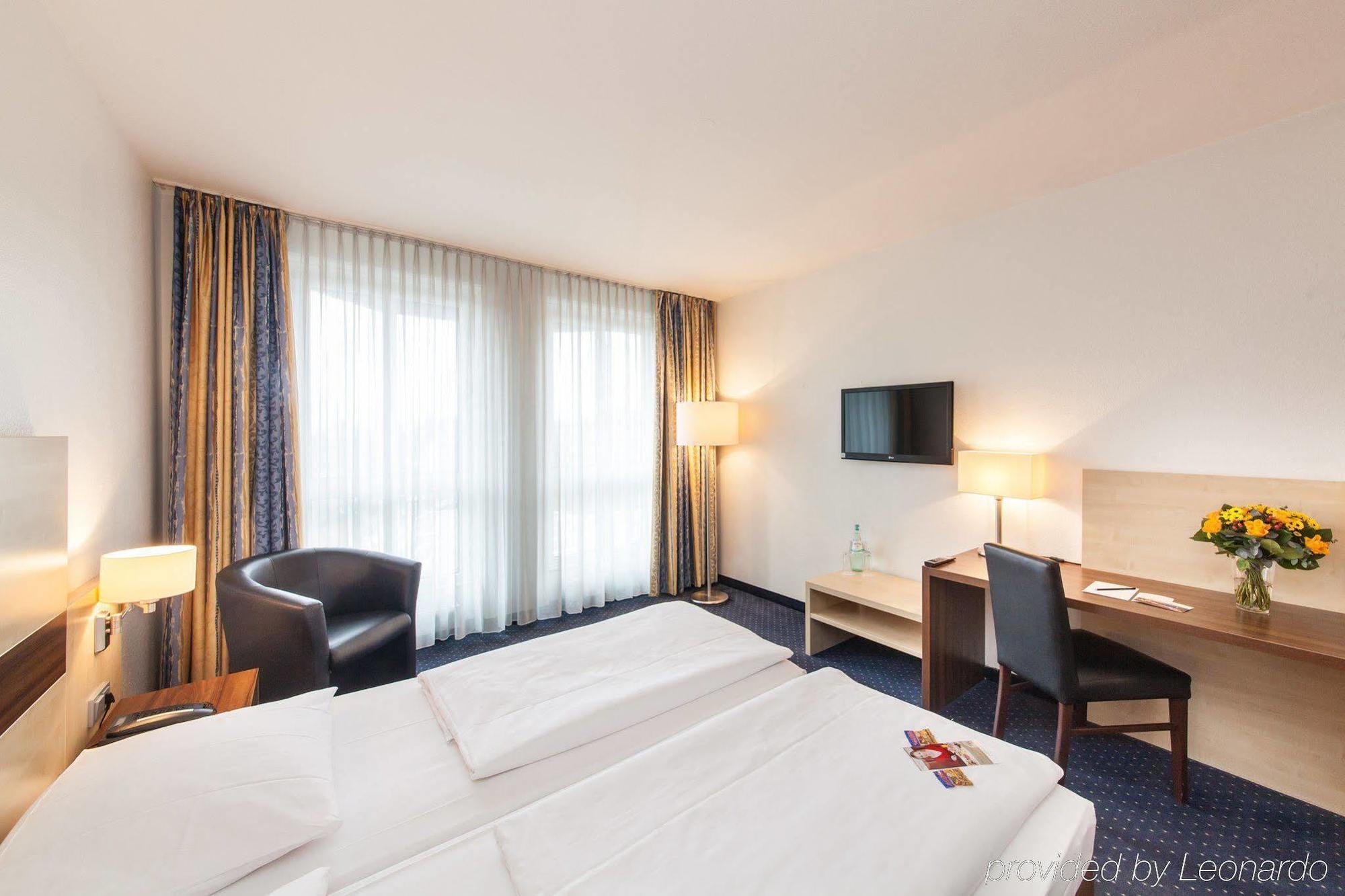 Hotel Mariella Cologne Exterior photo